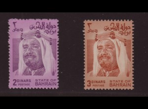 Bahrain: 1976, Freimarken Scheich 2 und 3 D. (M€ 75,-)